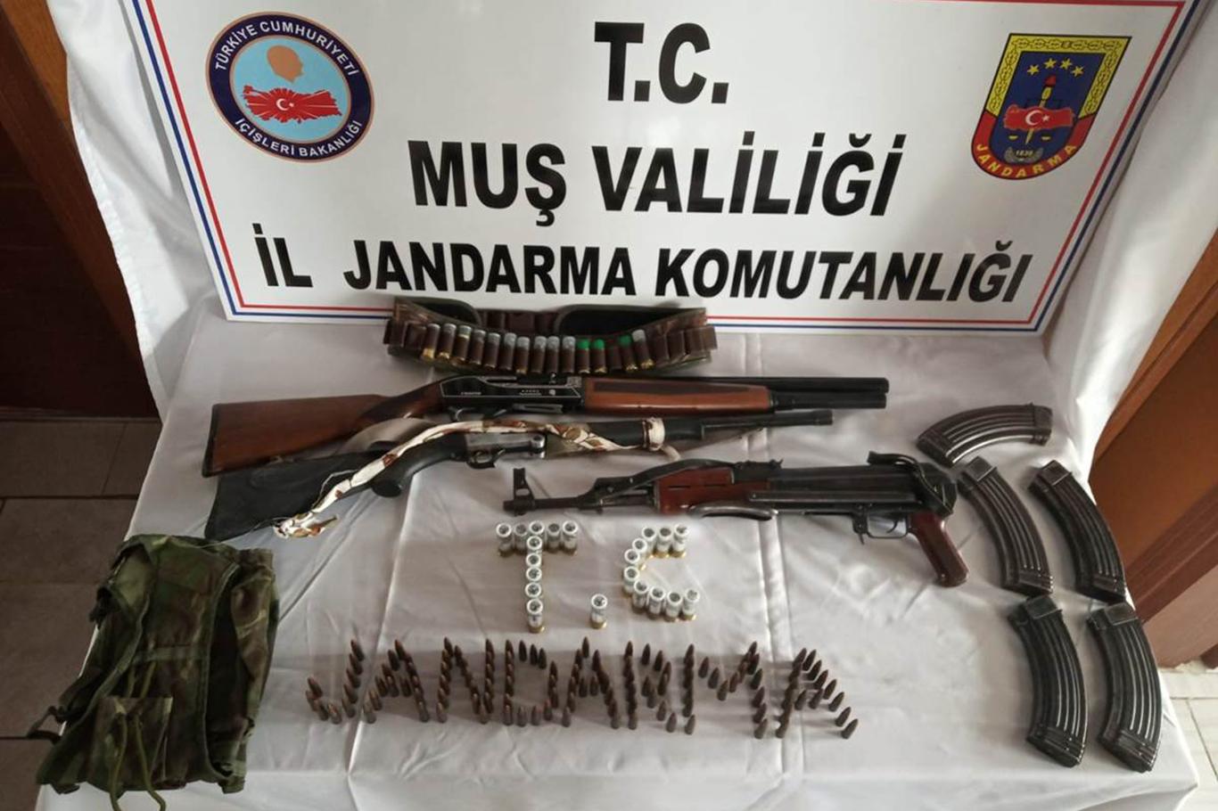 Muş'ta PKK ve uyuşturucu operasyonları